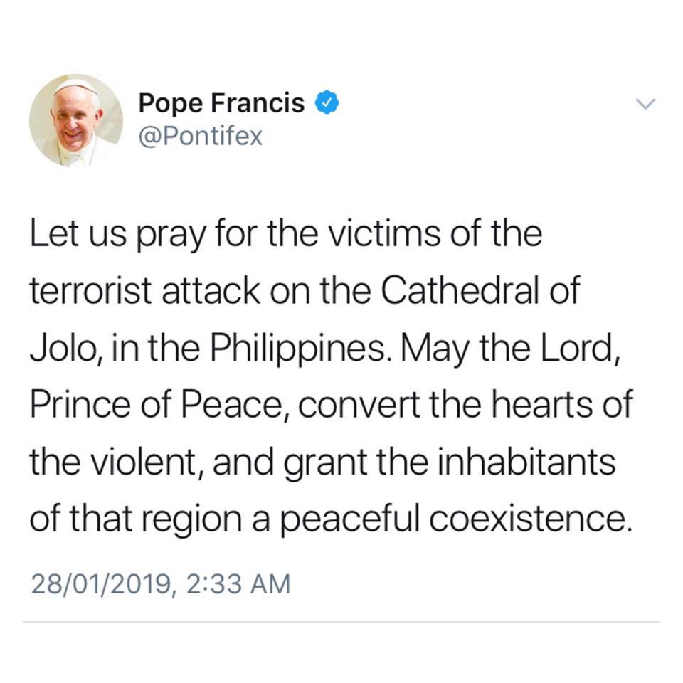 天主教教宗邀請大家一起禱告（右圖／教宗Twitter）