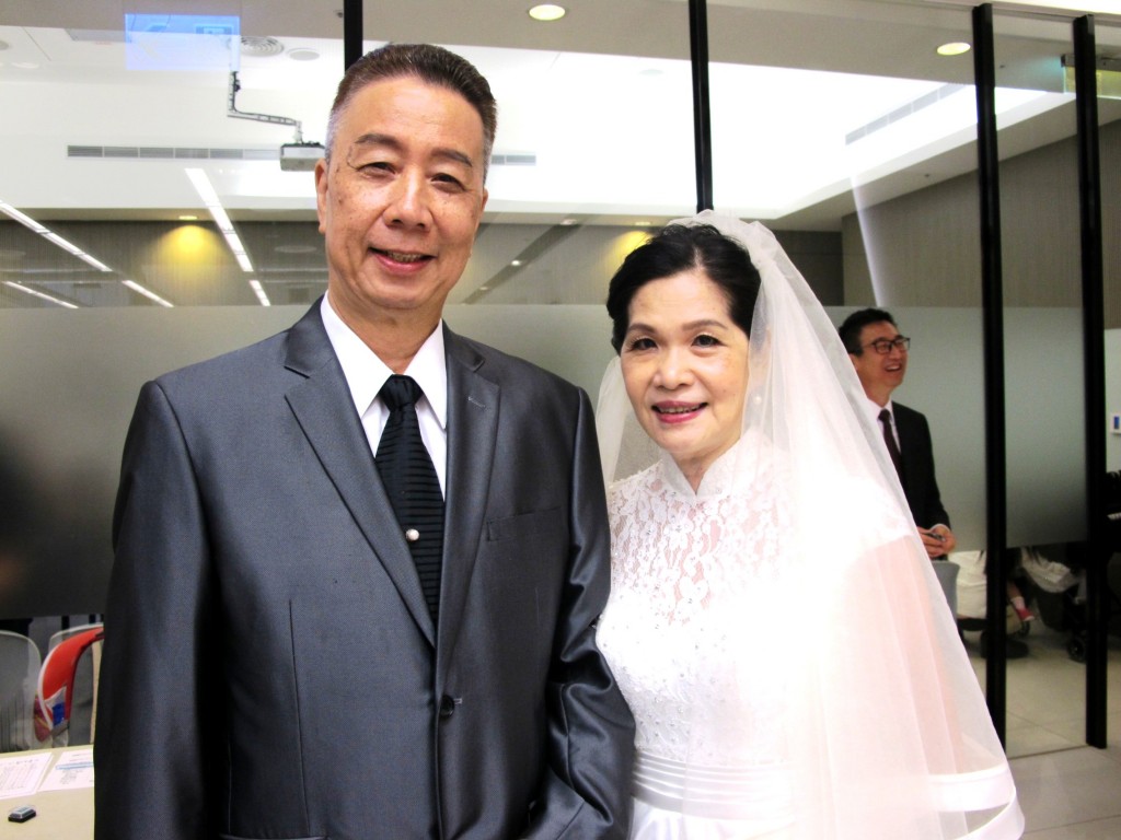 婚齡最久39年的宋濤及溫淑珍夫妻
