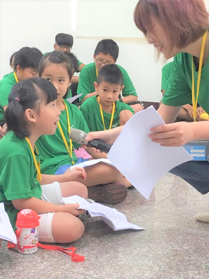 台語優聲組孩子練習說台語