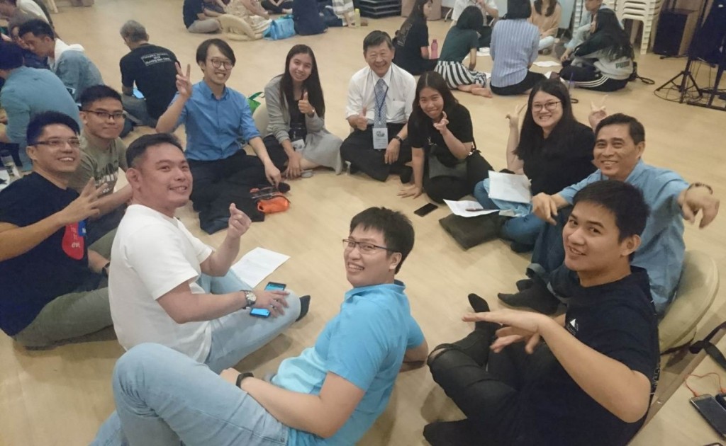 衛理公會福建堂，台灣同工與馬國年輕人一起分享