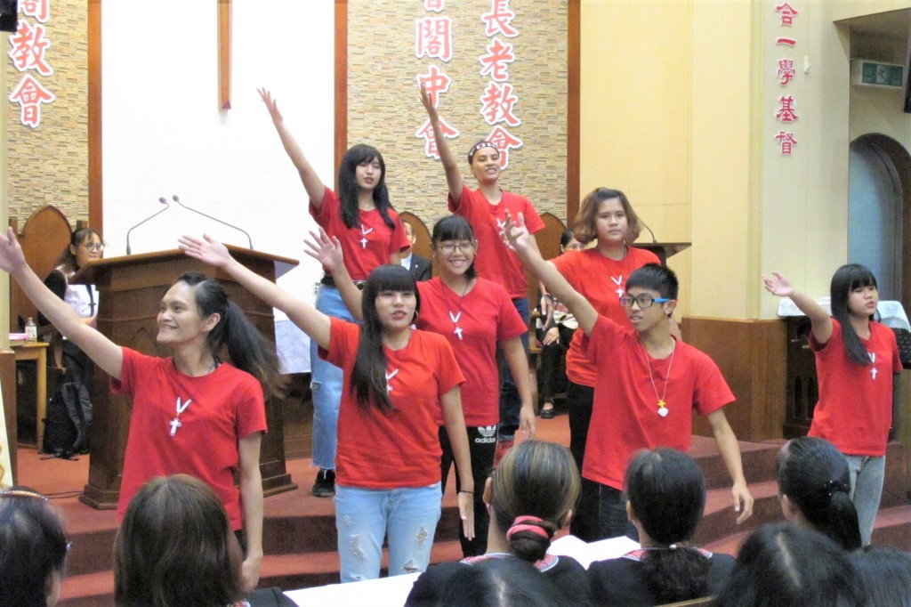恩典教會年輕人詩歌舞蹈