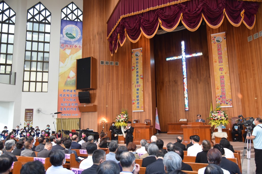 大高雄地區眾教會牧者670人到場祝賀。