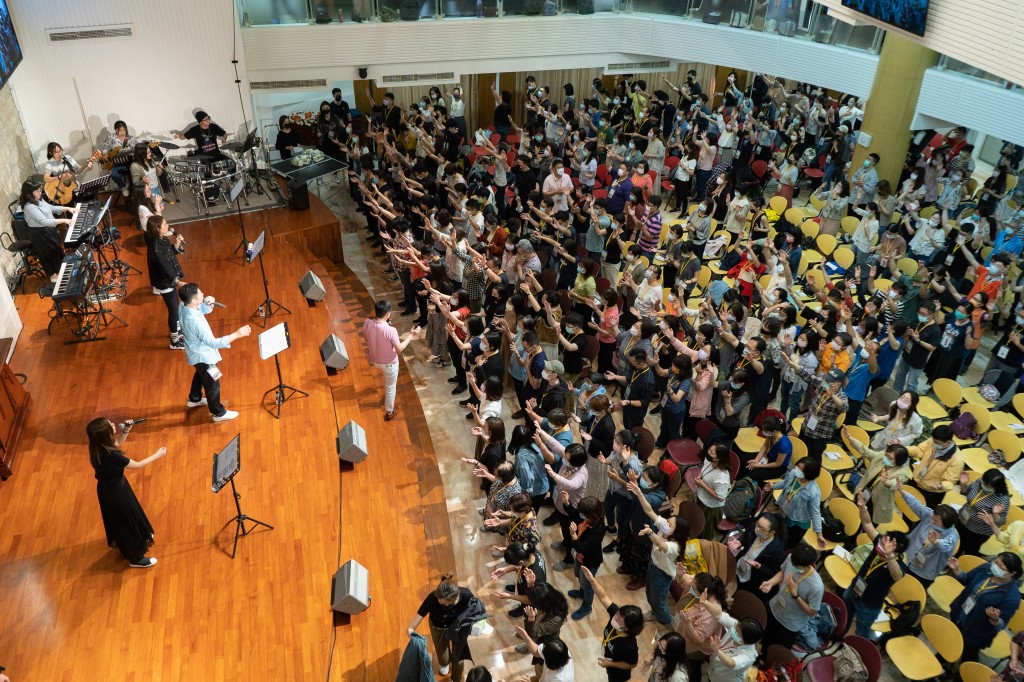 三月20日高雄五百位青年朋友在教會推派下齊聚武昌教會參與鷹計畫。(武昌教會提供)