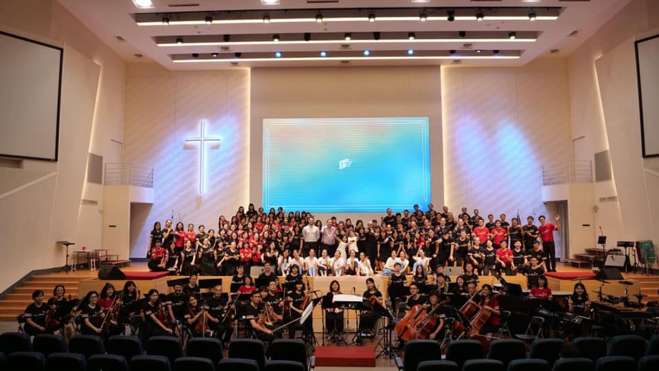 2020年以色列駐台大使柯思畢（Omer Caspi）拜訪台南聖教會。(取自高敏智牧師臉書)
