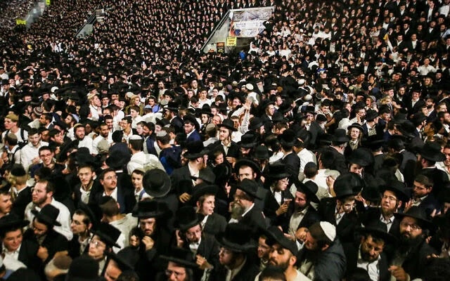 成千上萬名猶太教徒聚集慶祝。（Photo by David Cohen/Flash90）
